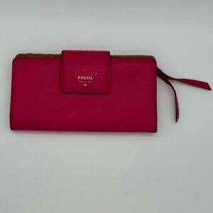 Fossil Women's Vibrant Pink Wallet